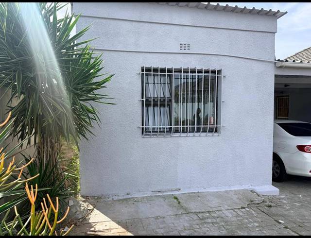 2 BEDROOM PROPERTY TO RENT IN BOSTON